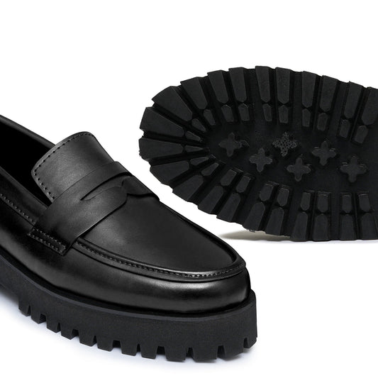 Bold-Stride loafers
